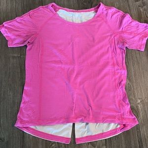LULU LEMON TOP SIZE MED